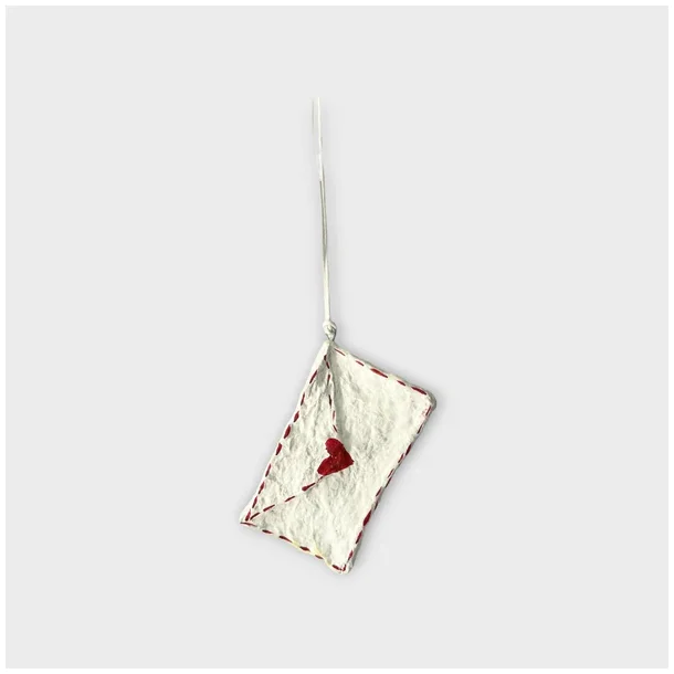 Brev med hjerte med fine h�ndlavede detaljer, H 3,5 cm