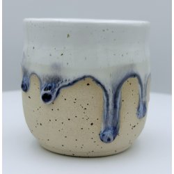 Keramik krus uden hank  og tekst "Kom s� de hviie"