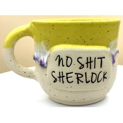 Keramik krus m/hank og citat-tekst "No shit sherlock"