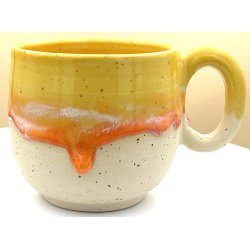 Keramik krus m/hank og citat-tekst "Jeg er chef her p� matriklen"