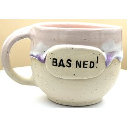 Keramik krus m/hank og citat-tekst "Bas ned !"