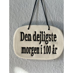 Keramik skilt og tekst 