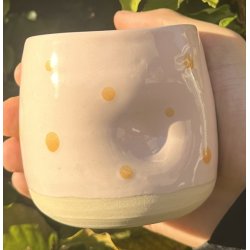 Keramik krus uden hank rosa med gule prikker