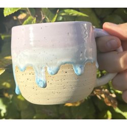 Keramik krus m/hank lyserd med bl lbeglasur