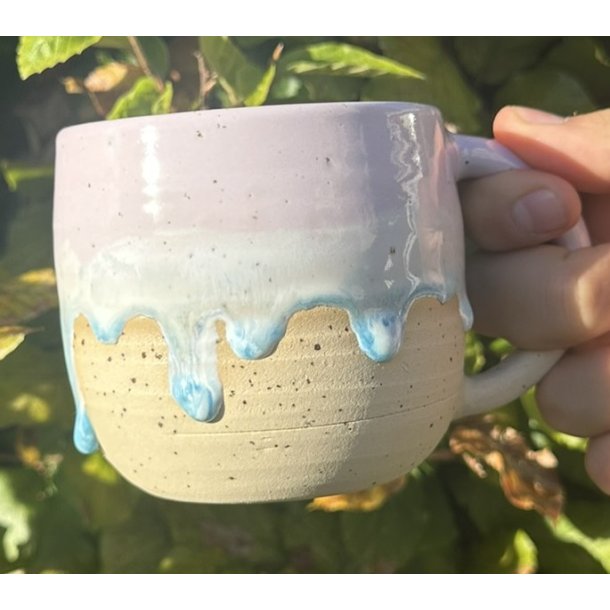 Keramik krus m/hank lyserd med bl lbeglasur