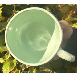 Keramik krus m/hank mintgrn med lyserd lbeglasur