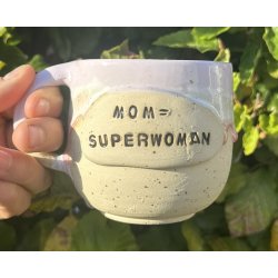 Keramik krus m/hank og citat-tekst "Mom=Superwoman"