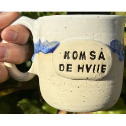 Keramik krus m/hank og citat-tekst "Kom s de hviie"