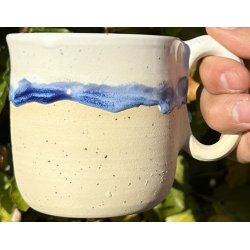 Keramik krus m/hank og citat-tekst "Kom s de hviie"