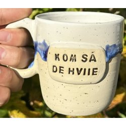 Keramik krus m/hank og citat-tekst "Kom s de hviie"