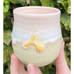 Keramik krus uden hank  lyser�d m/orange l�beglasur