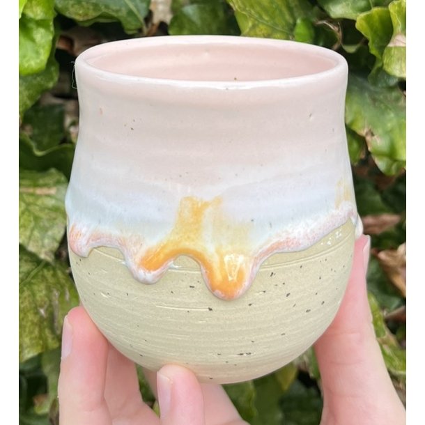 Keramik krus uden hank  lyserd m/orange lbeglasur