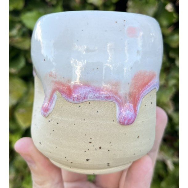 Keramik krus uden hank med lyserd lbeglasur