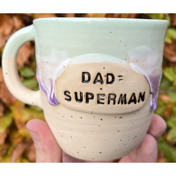 Keramik krus m/hank og citat-tekst "Dad=Superman"