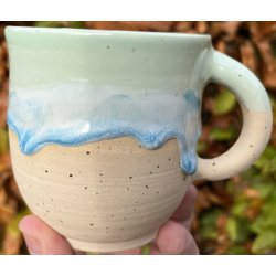 Kopi af Keramik krus m/hank og citat-tekst "Bas ned"