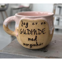 Keramik krus m/hank og citat-tekst "Jeg er en gudinde med morgenh�r"