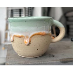 Keramik krus m/hank og citat-tekst "Smil mens du stadig har t�nder"
