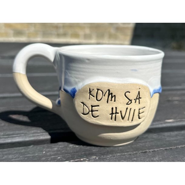 Keramik krus m/hank og citat-tekst "Kom s� de hviie"
